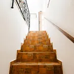 Locart -cozy Downtown Apartment, Near Black Church With Free Wi-fi Apartman
