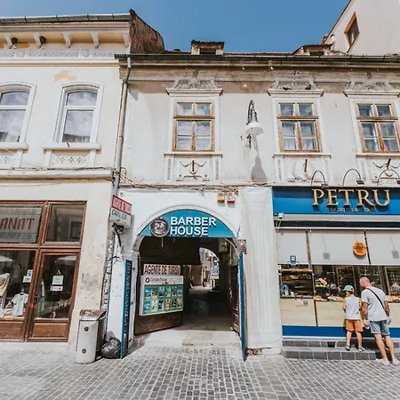 Locart -cozy Downtown Apartment, Near Black Church With Free Wi-fi 아파트