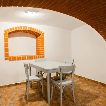 Locart -cozy Downtown Apartment, Near Black Church With Free Wi-fi Апартаменты Брашов