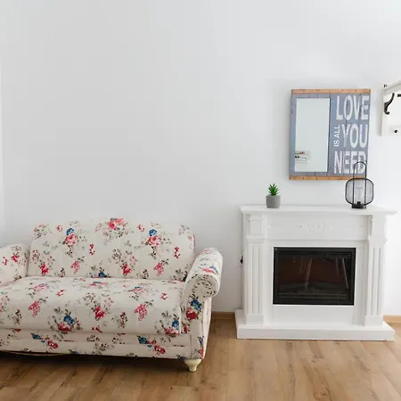 Locart -cozy Downtown Apartment, Near Black Church With Free Wi-fi Апартаменты