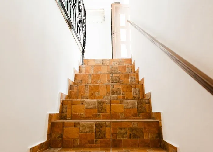 Locart -cozy Downtown Apartment, Near Black Church With Free Wi-fi Apartment