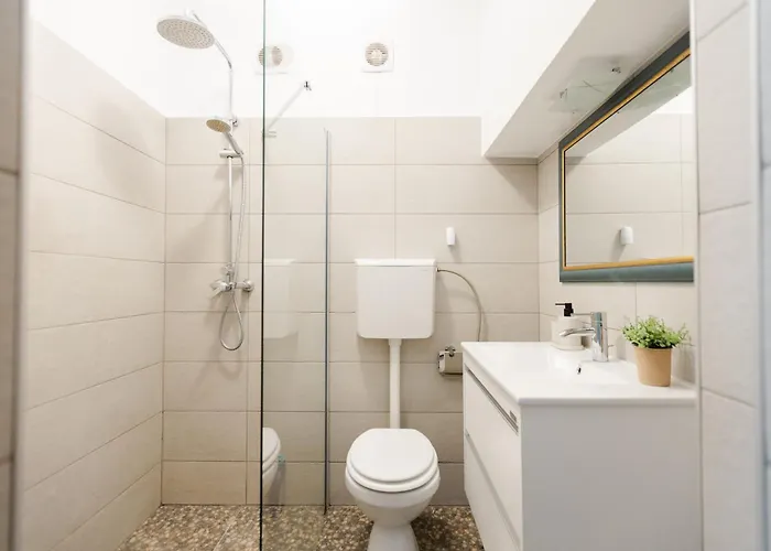 Locart -cozy Downtown Apartment, Near Black Church With Free Wi-fi Apartment Brasov