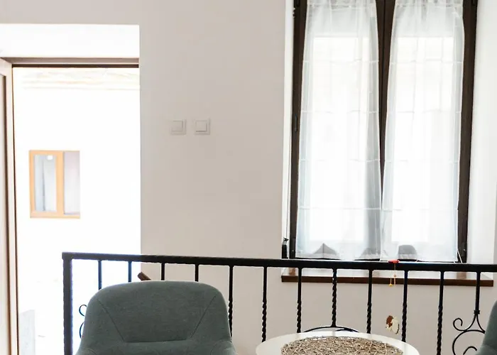 Locart -cozy Downtown Apartment, Near Black Church With Free Wi-fi Апартаменты