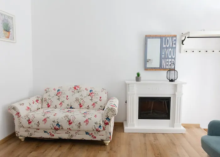 Locart -cozy Downtown Apartment, Near Black Church With Free Wi-fi Апартаменты