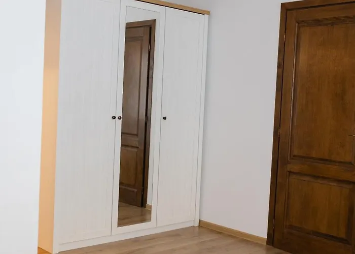 Locart -cozy Downtown Apartment, Near Black Church With Free Wi-fi Апартаменты *